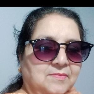 Meet your Posher, Parminder